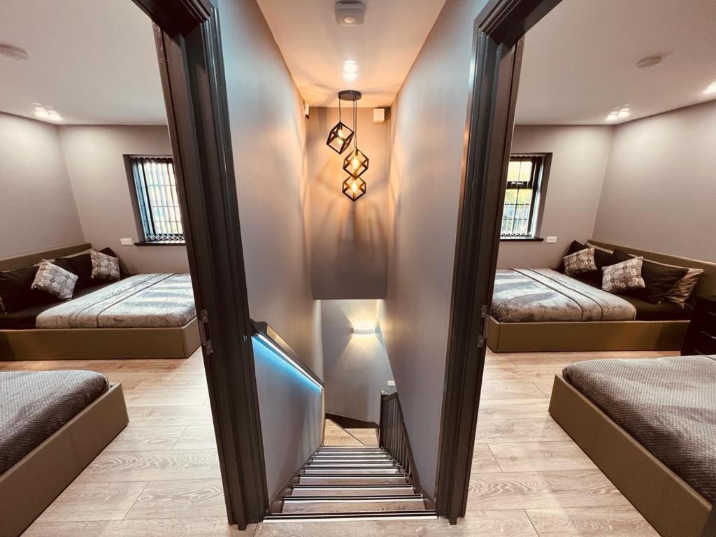 Urban Escape *4 Bedroom House* With Free Parking Birmingham Kültér fotó