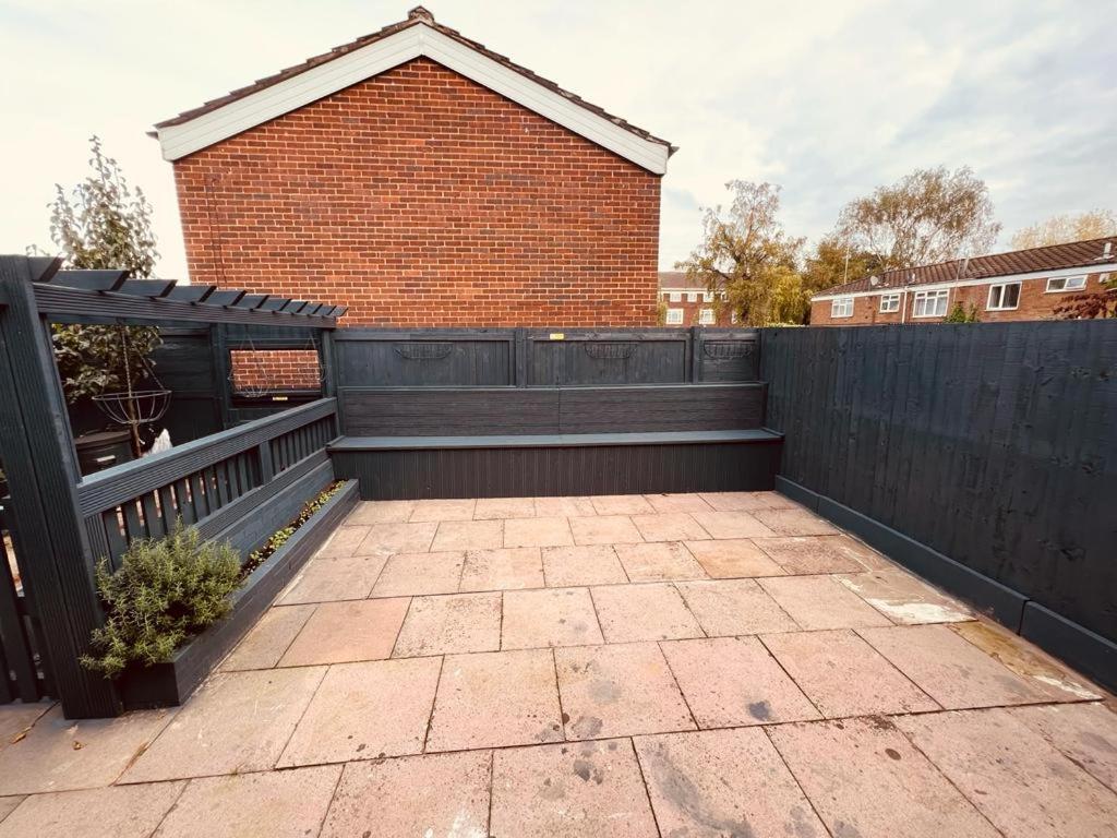 Urban Escape *4 Bedroom House* With Free Parking Birmingham Kültér fotó