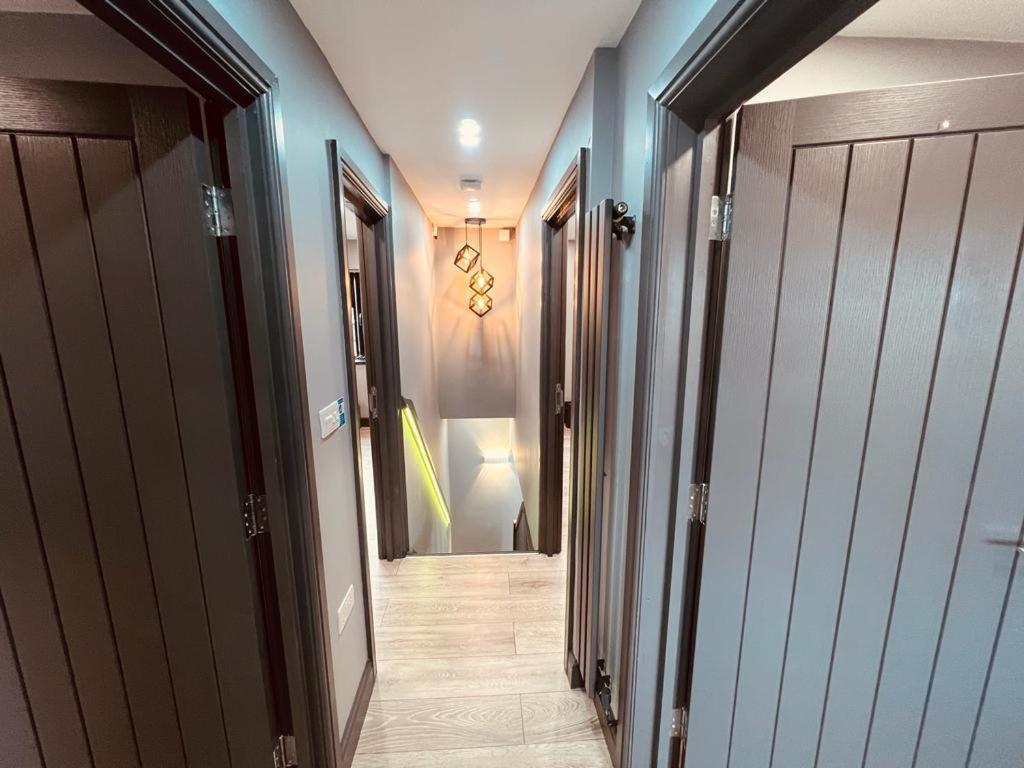 Urban Escape *4 Bedroom House* With Free Parking Birmingham Kültér fotó
