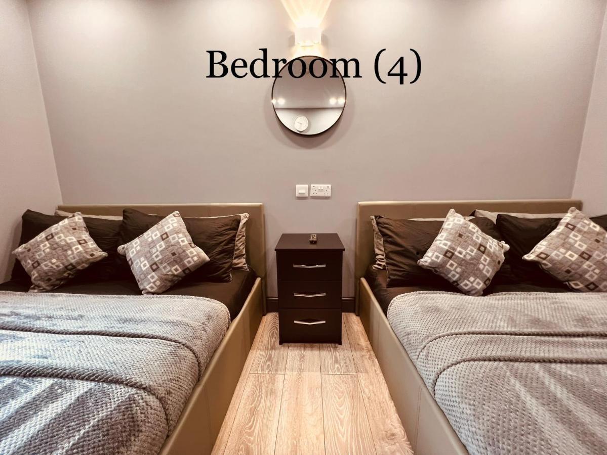 Urban Escape *4 Bedroom House* With Free Parking Birmingham Kültér fotó
